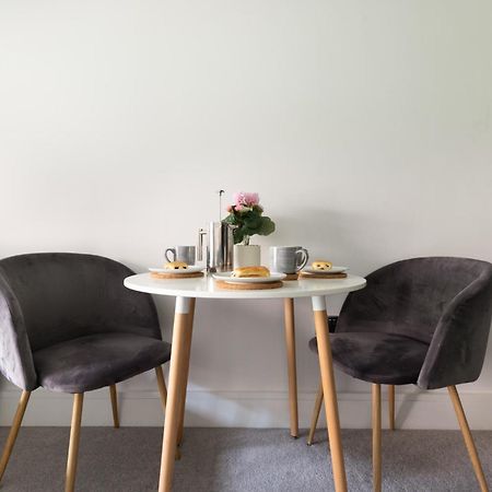 No 18 The Waterline Apartment York Riverside ภายนอก รูปภาพ